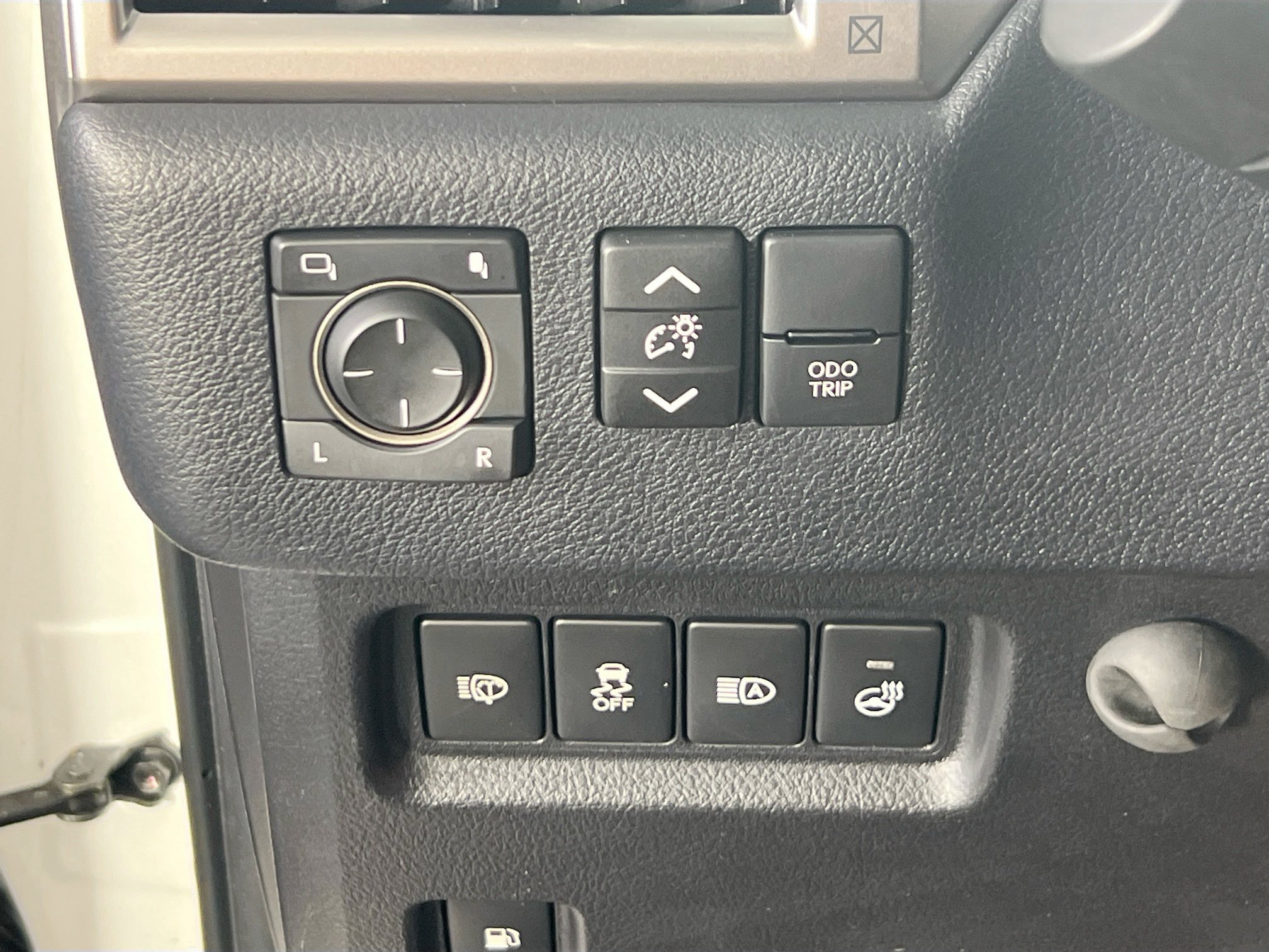 Used 2023 Lexus GX 460 Premium w/ Premium Package AWD/4WD image 10
