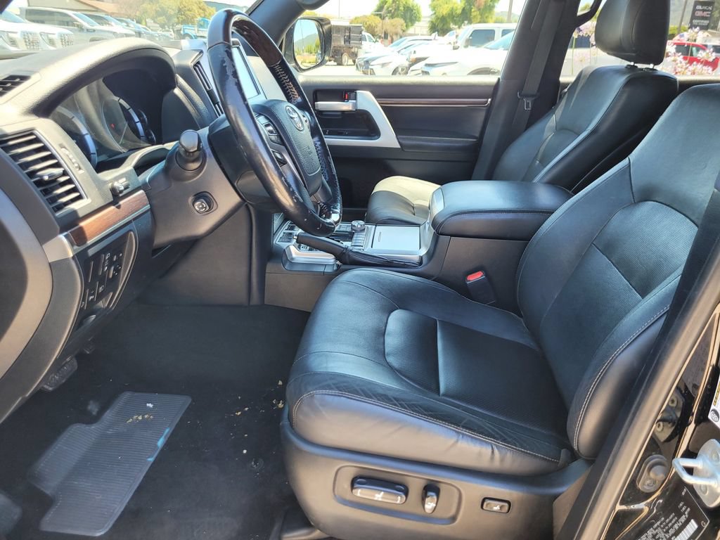 Used 2020 Toyota Land Cruiser Heritage Edition AWD/4WD image 15
