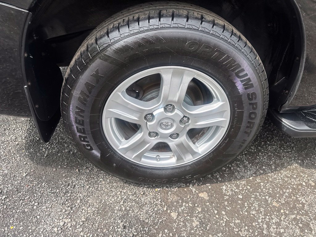 Used 2012 Toyota Sequoia SR5 AWD/4WD image 24