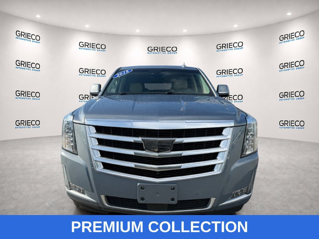 Used 2016 Cadillac Escalade Premium AWD/4WD image 2