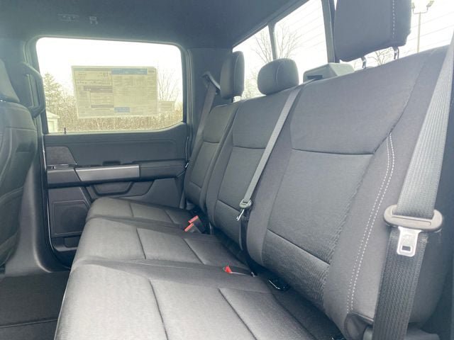 New 2026 Ford F150 XLT w/ Equipment Group 302A MID AWD/4WD image 18
