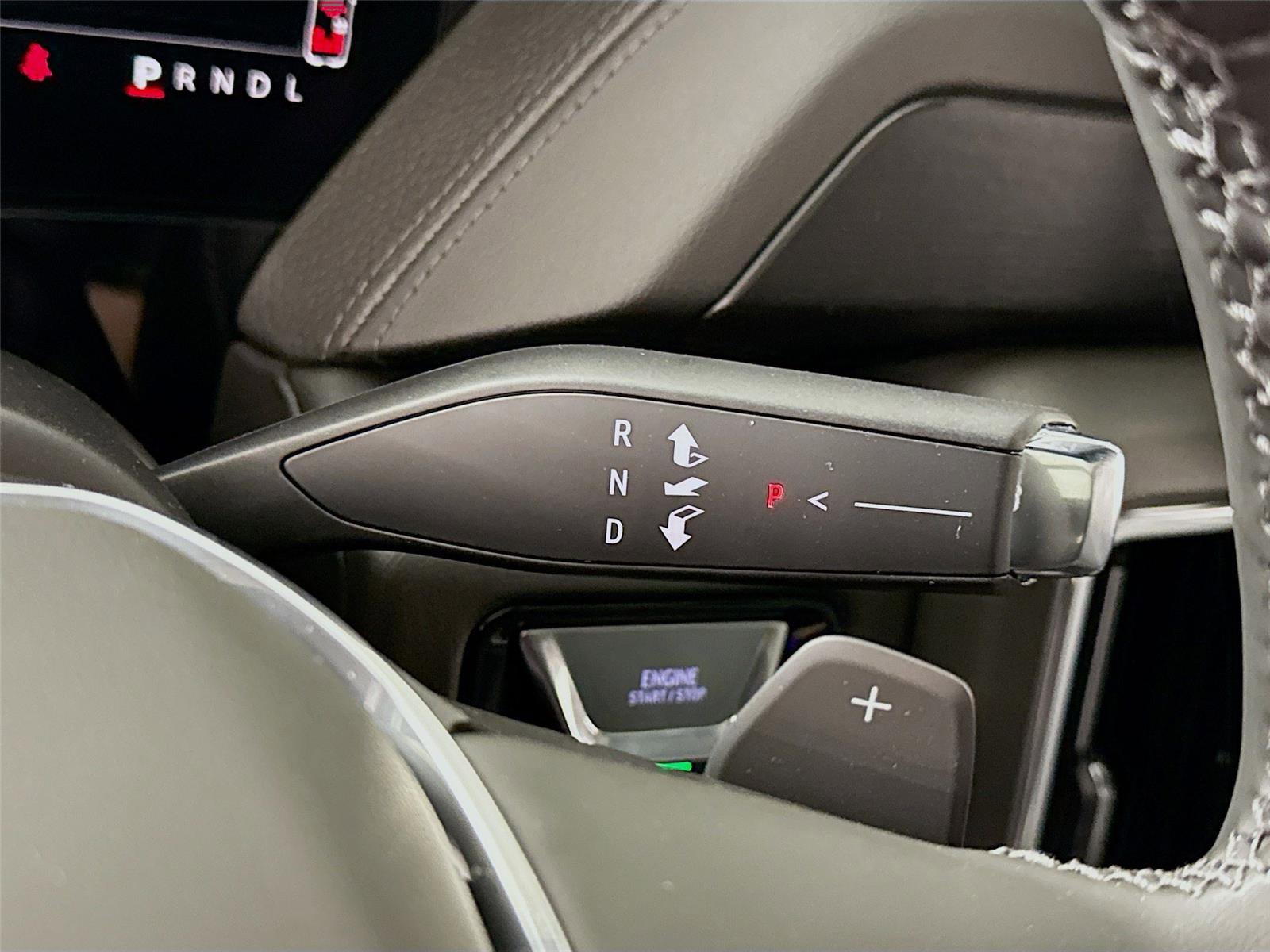 New 2026 GMC Yukon XL Denali w/ Sun & Power Step Package AWD/4WD image 11