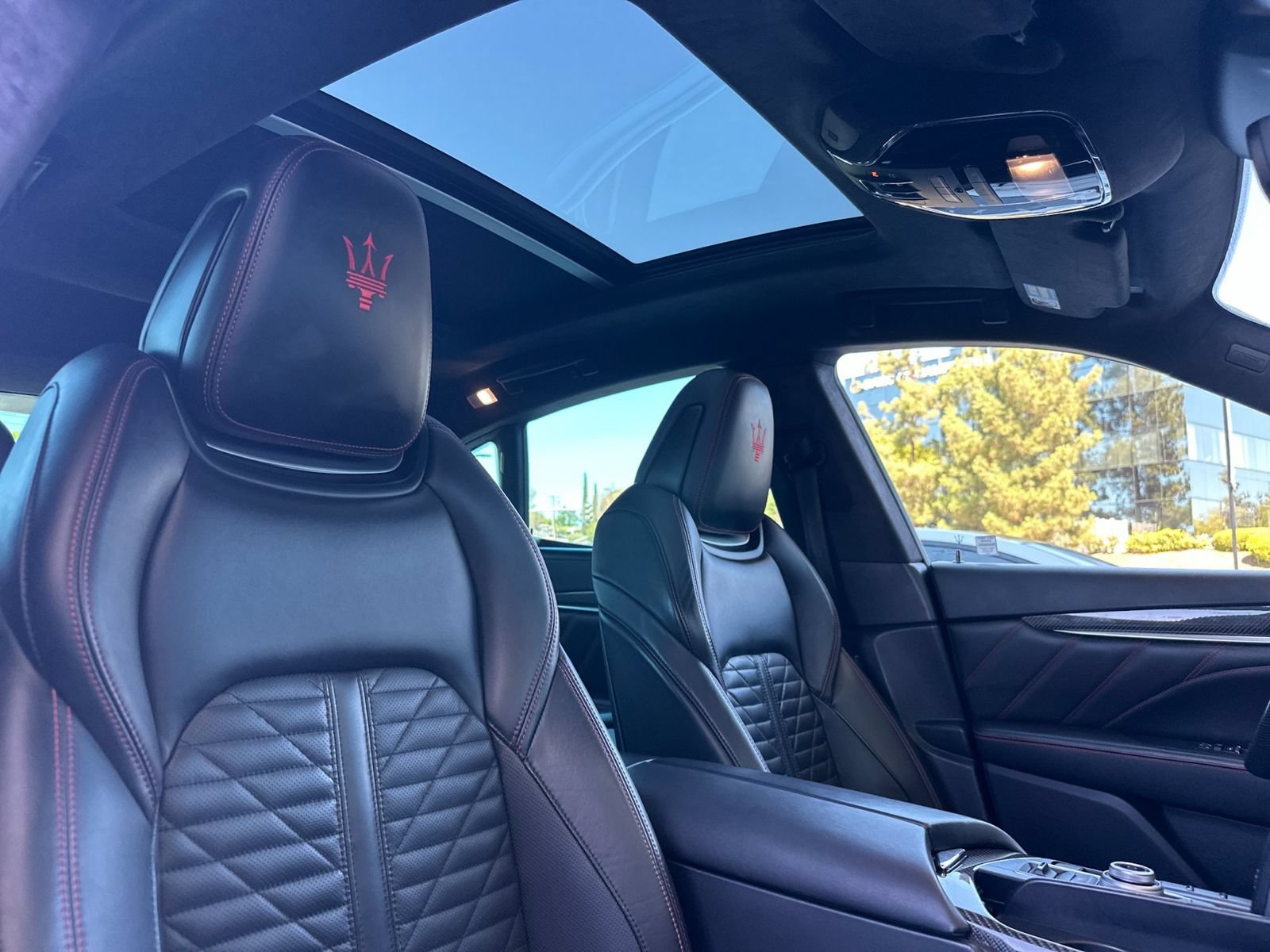 Used 2019 Maserati Levante GTS AWD/4WD image 18