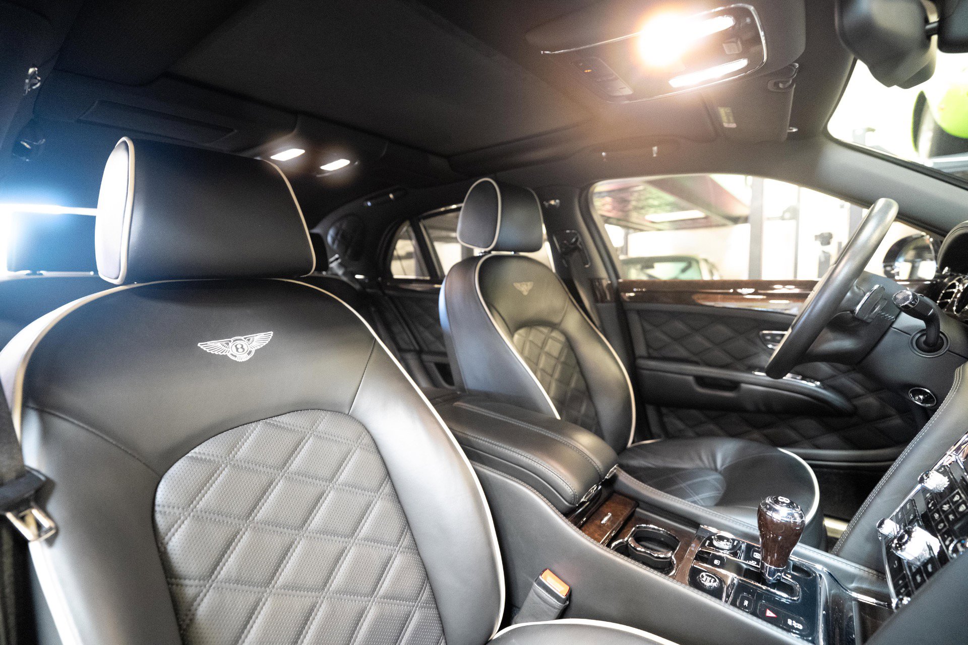 Used 2014 Bentley Mulsanne image 86