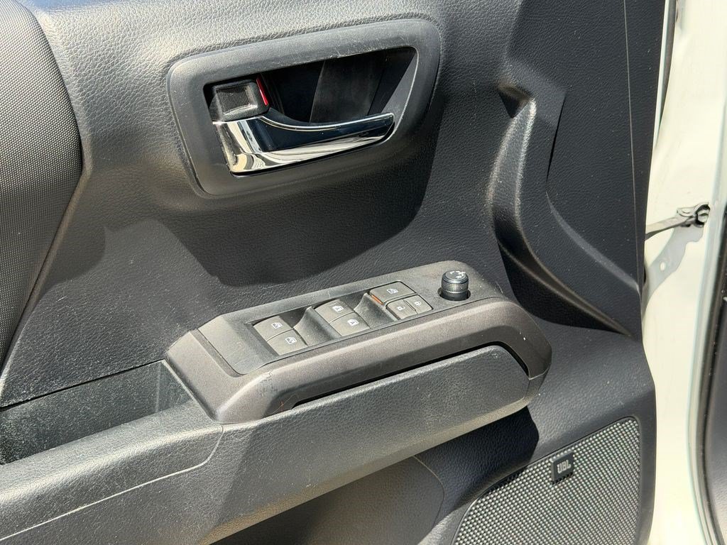 Used 2019 Toyota Tacoma TRD Pro AWD/4WD image 14