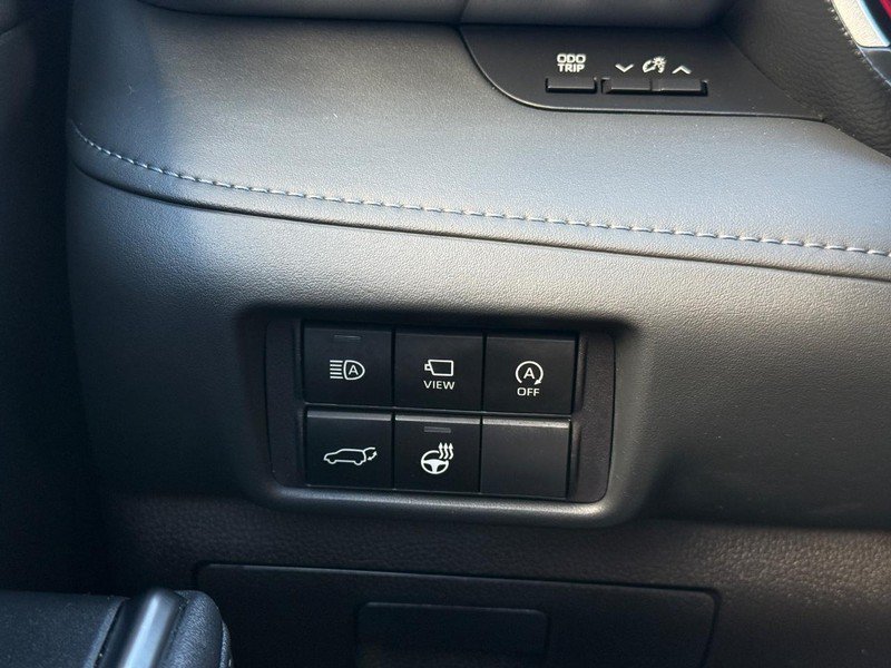 Used 2023 Toyota Highlander Limited AWD/4WD image 30