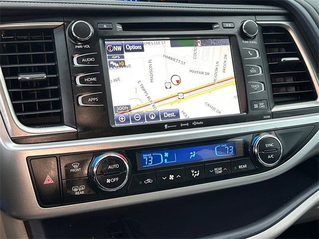 Used 2019 Toyota Highlander XLE image 32