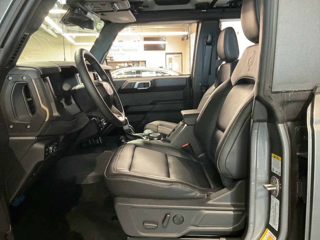 New 2025 Ford Bronco Badlands AWD/4WD image 14