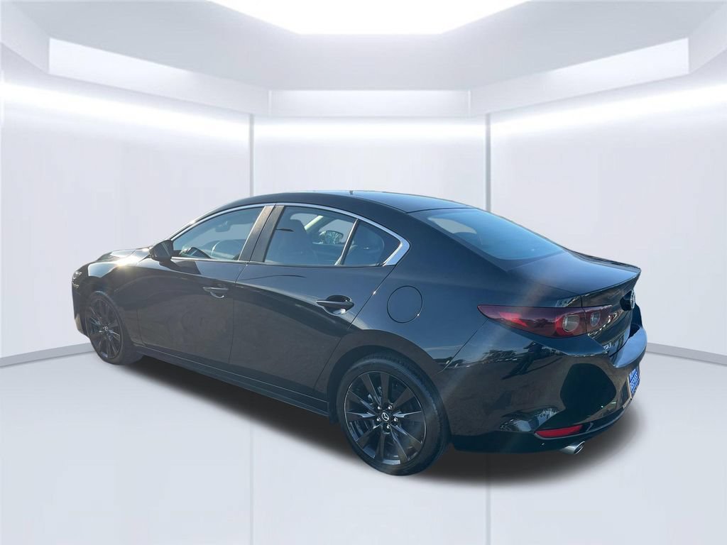 Used 2024 MAZDA MAZDA3 s FWD image 3