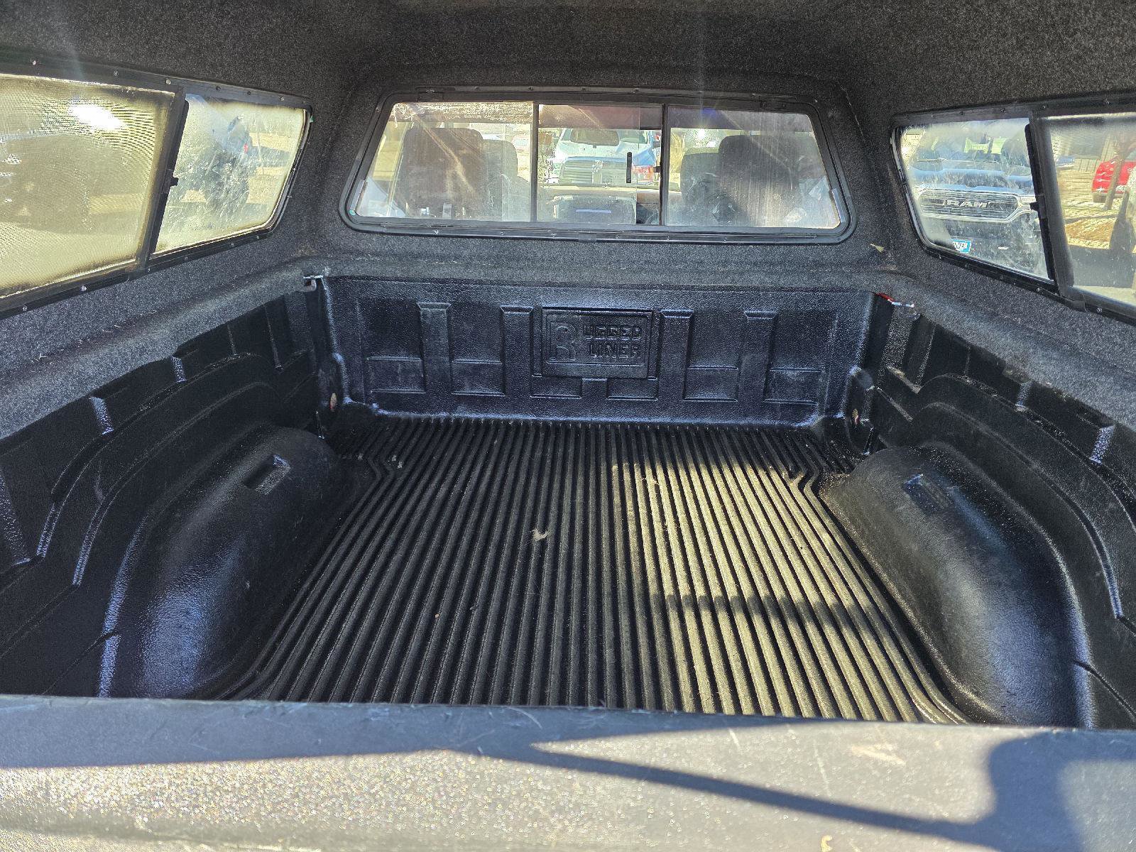 Used 2015 RAM 2500 SLT image 17