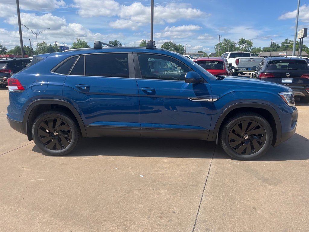 New 2025 Volkswagen Atlas Cross Sport SE image 4