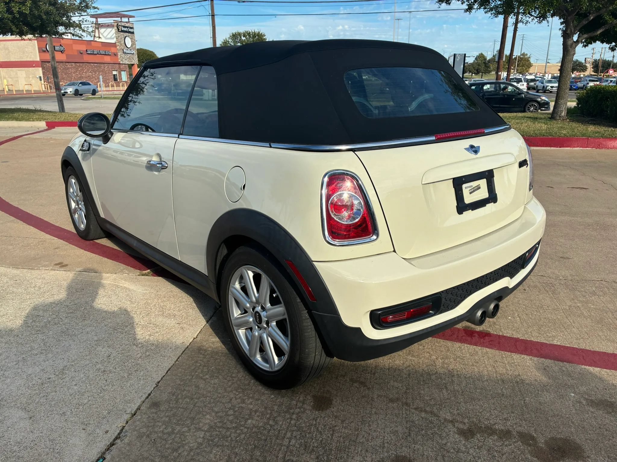 Used 2014 MINI Cooper S FWD image 5