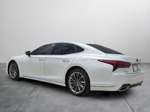 Used 2022 Lexus LS 500 w/ Accessory Package (Z1) RWD image 3