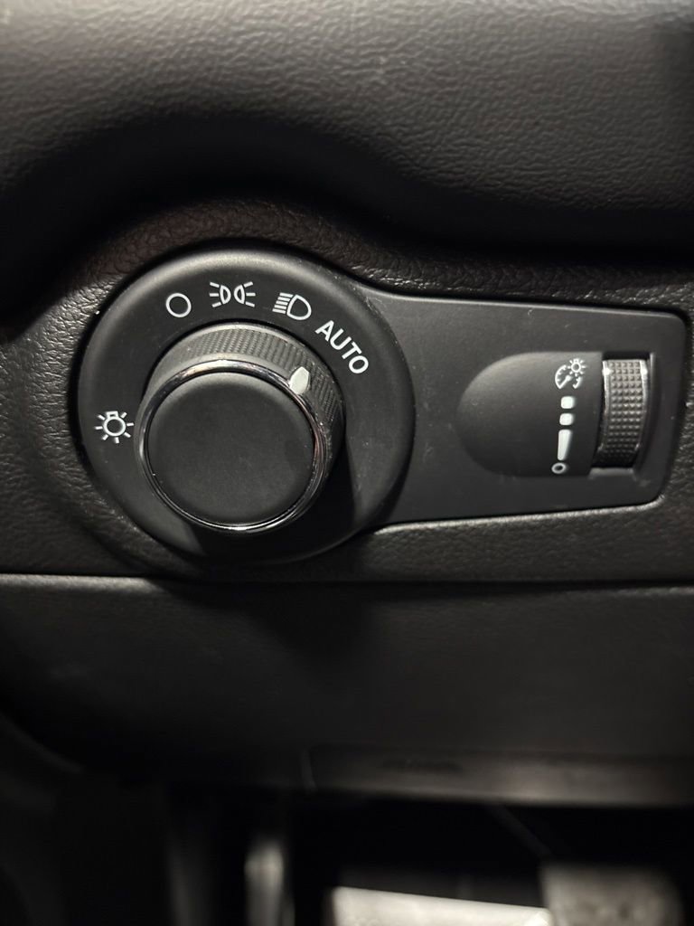 Used 2024 Dodge Durango GT image 26