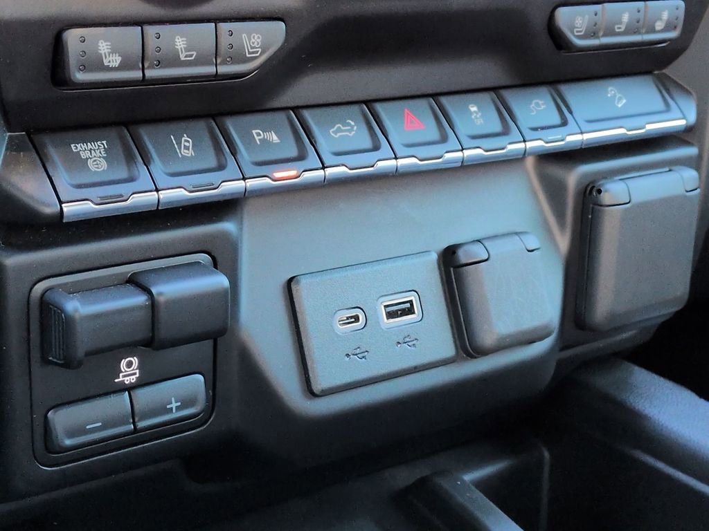 Used 2020 GMC Sierra 2500 AT4 w/ AT4 Premium Package image 42