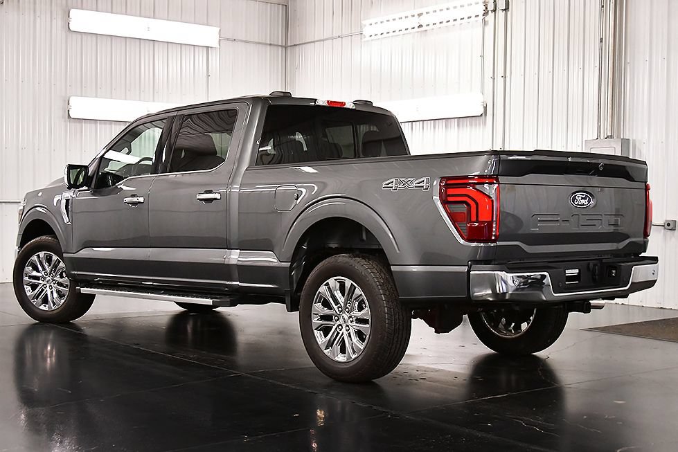 Used 2025 Ford F150 Lariat w/ Equipment Group 501A Mid AWD/4WD image 5