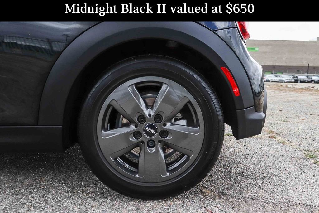 Used 2024 MINI Cooper 2-Door Hardtop FWD image 17