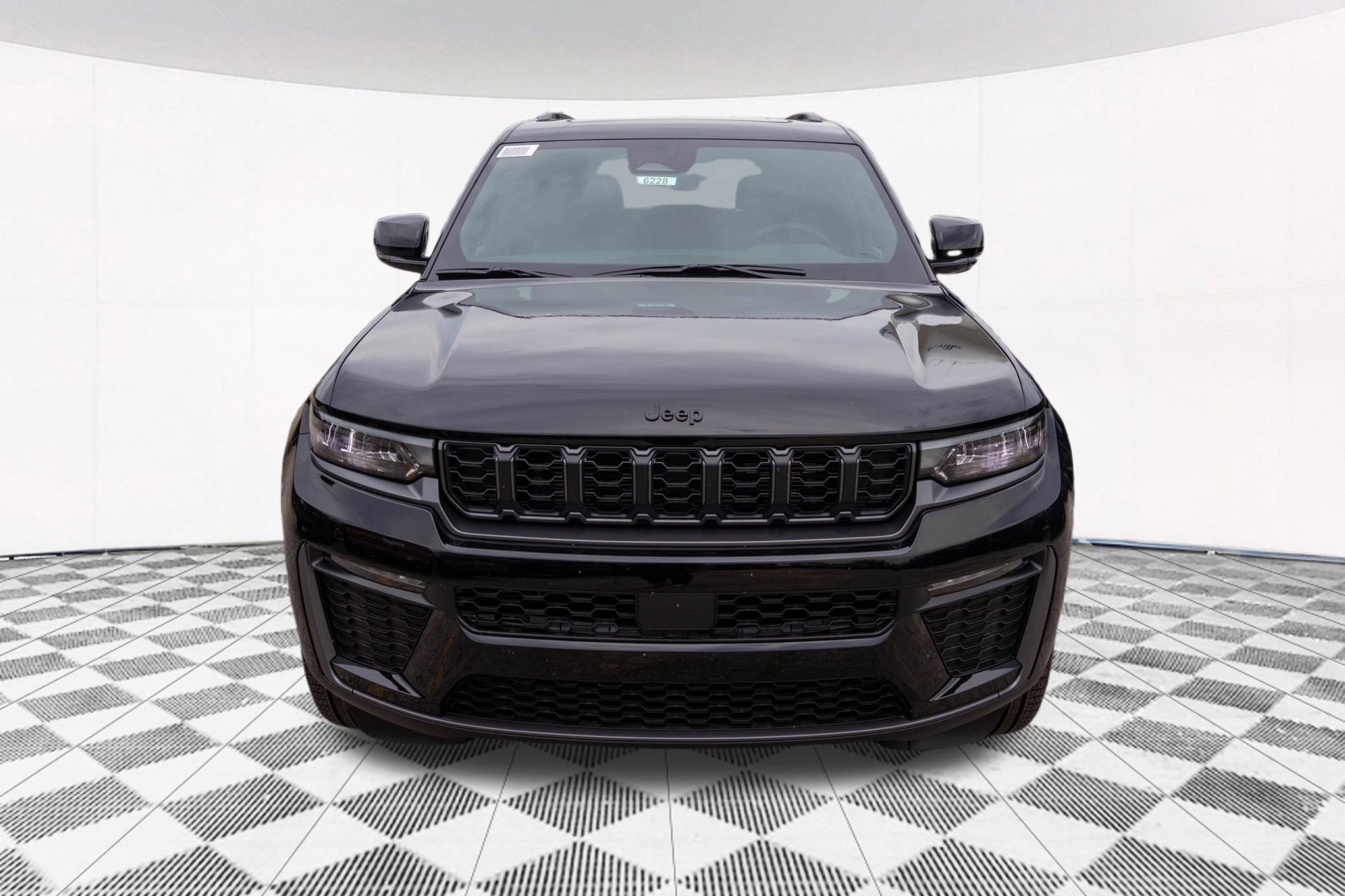 New 2026 Jeep Grand Cherokee Limited w/ Limited Altitude Package AWD/4WD image 11