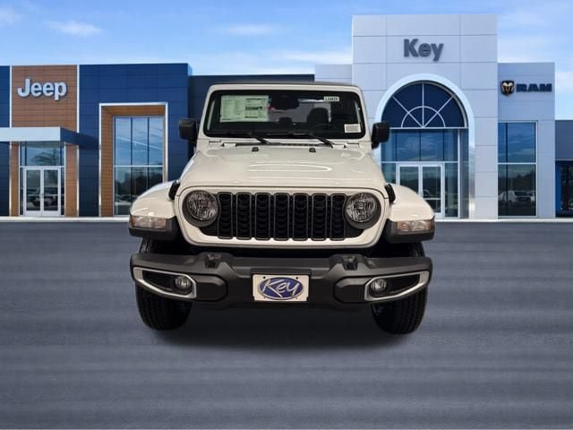 New 2026 Jeep Gladiator Sport AWD/4WD image 11