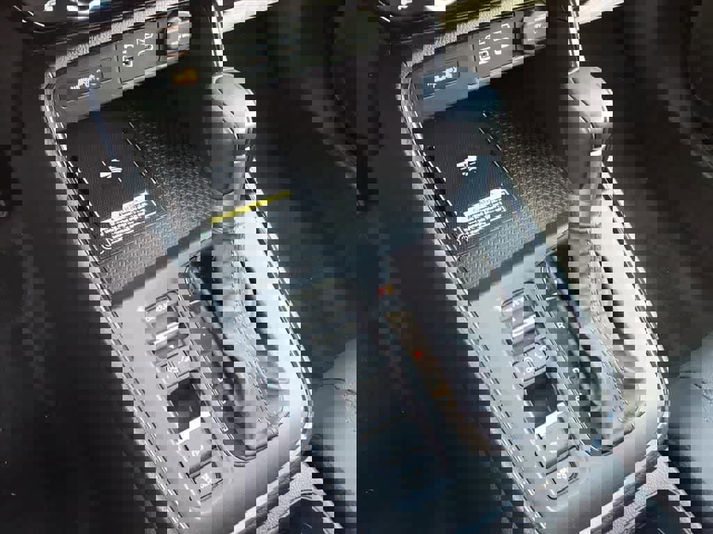 Used 2025 Honda CR-V EX-L image 22