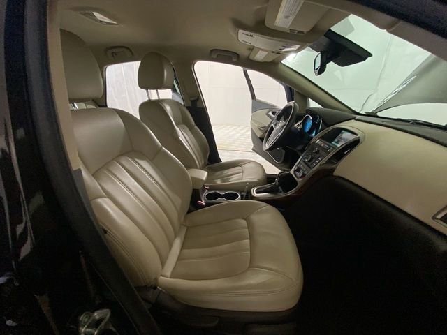 Used 2013 Buick Verano Leather FWD image 37