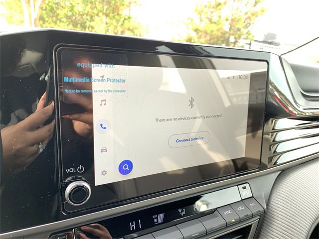 Used 2025 Toyota Camry SE image 21