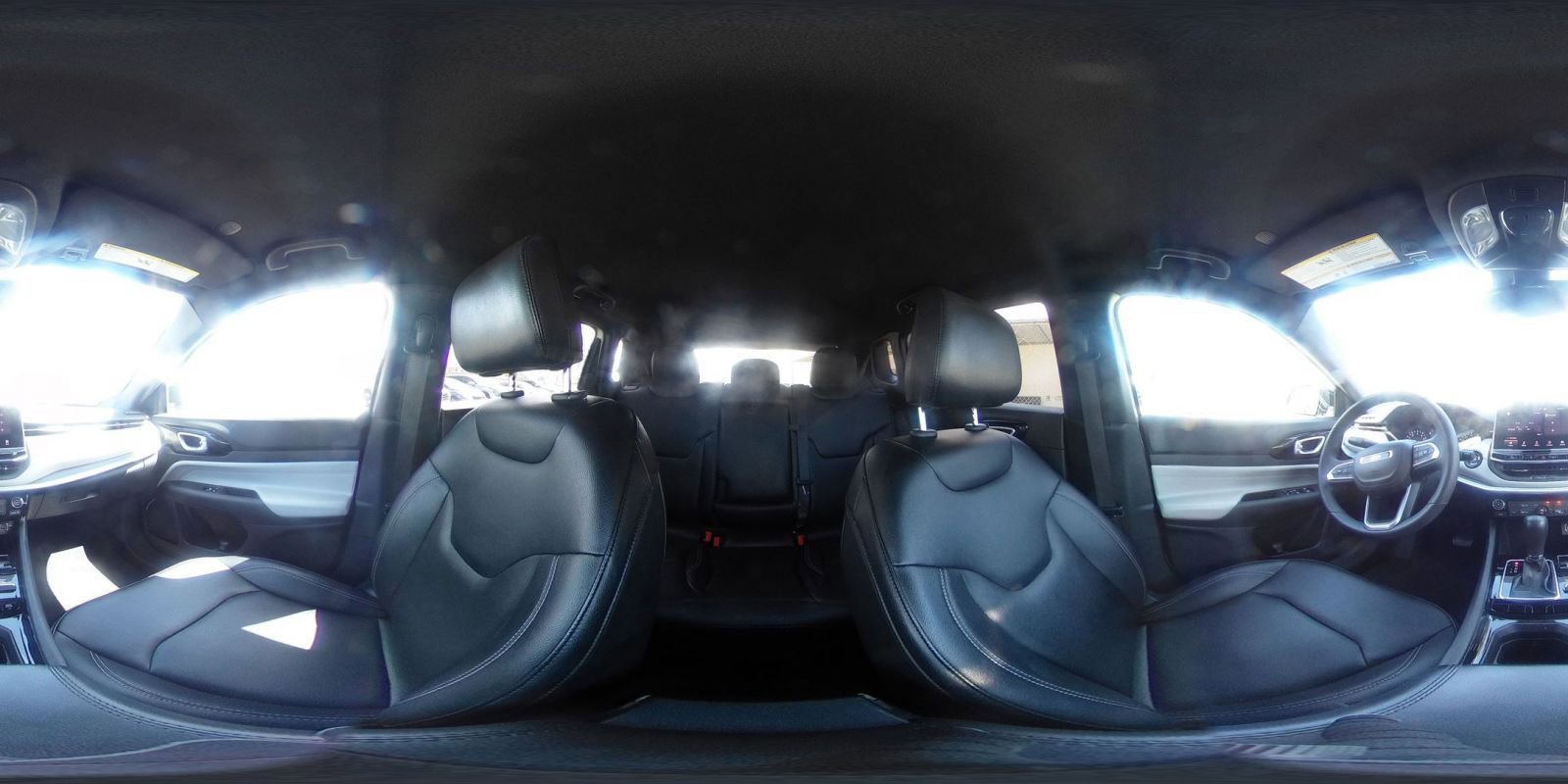 Used 2025 Jeep Compass Limited image 43