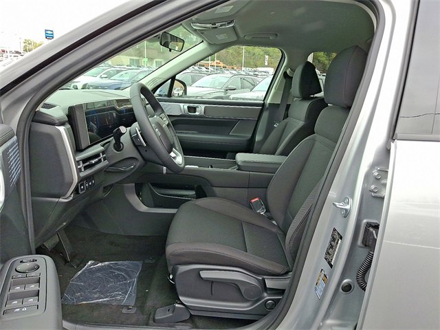 New 2026 Hyundai Santa Fe SE image 7