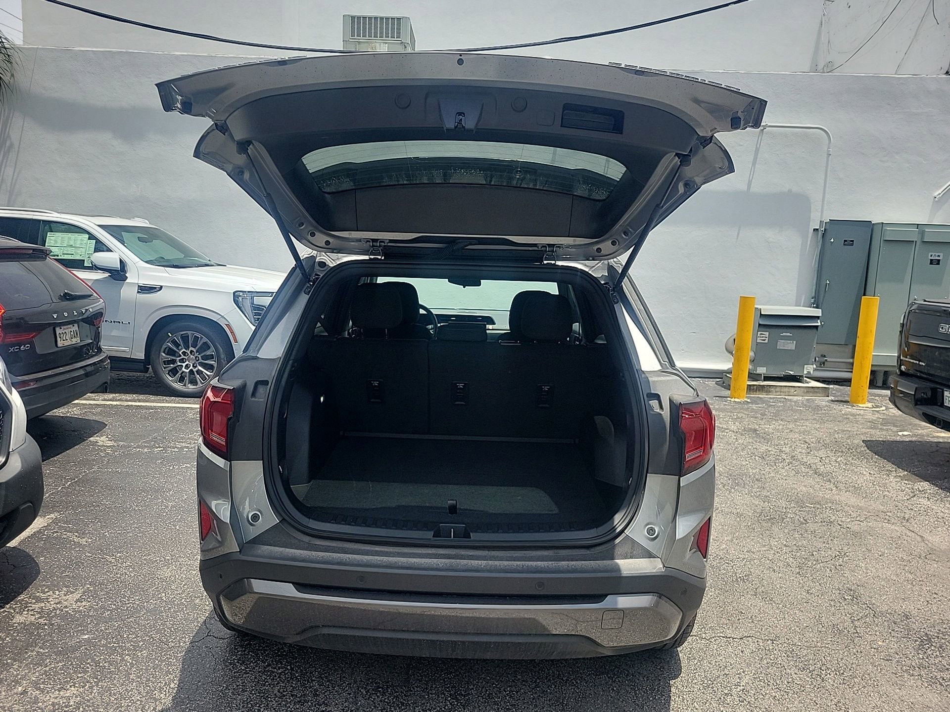 Used 2026 GMC Terrain Elevation FWD image 13