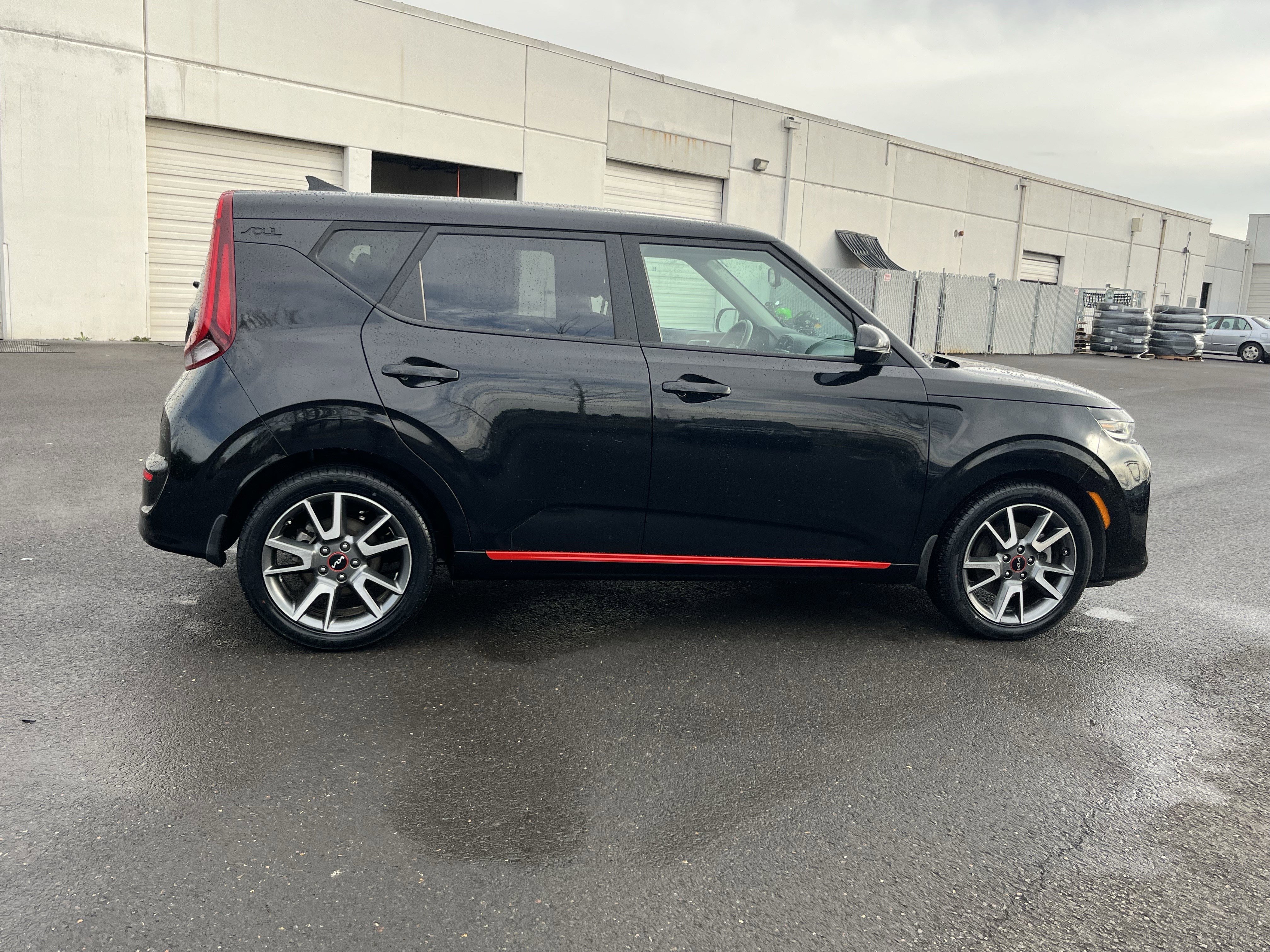 Used 2022 Kia Soul Turbo image 6