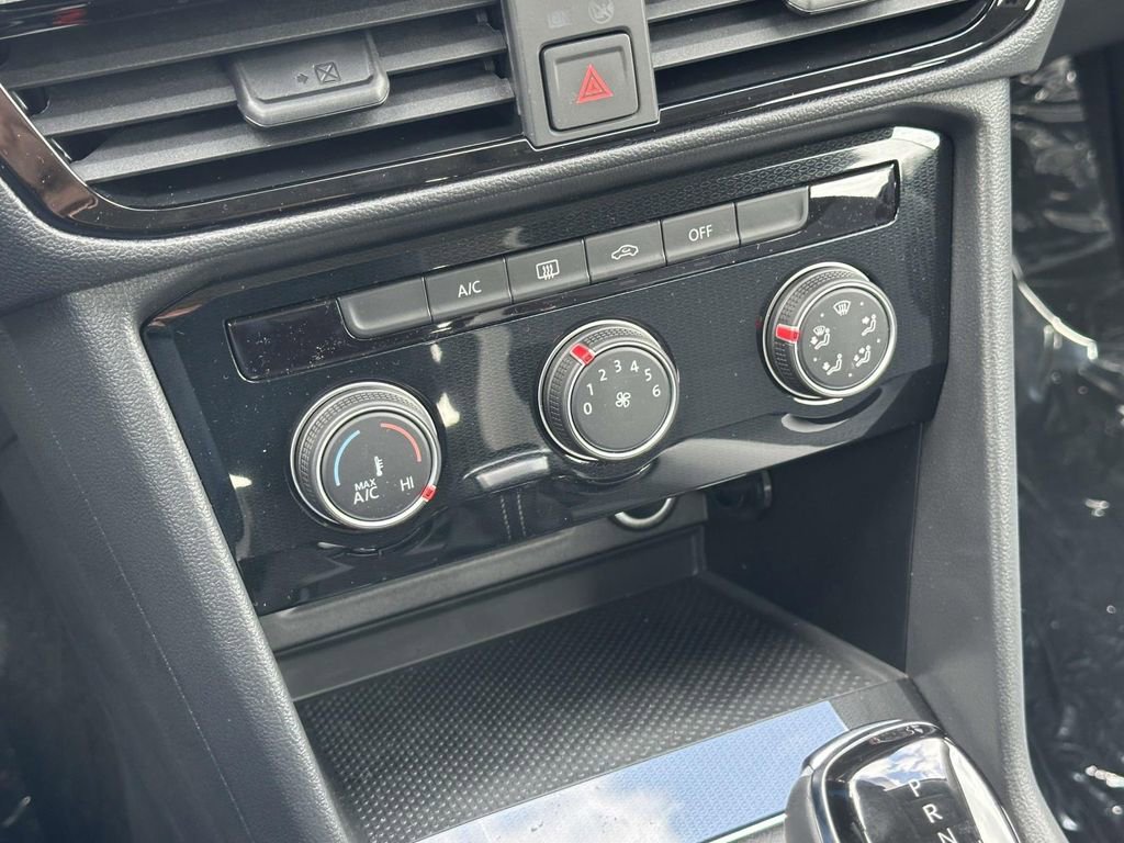 New 2025 Volkswagen Taos S FWD image 19