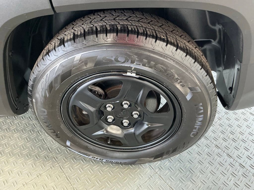 Used 2020 Jeep Renegade Sport w/ UConnect 7.0 Group image 33