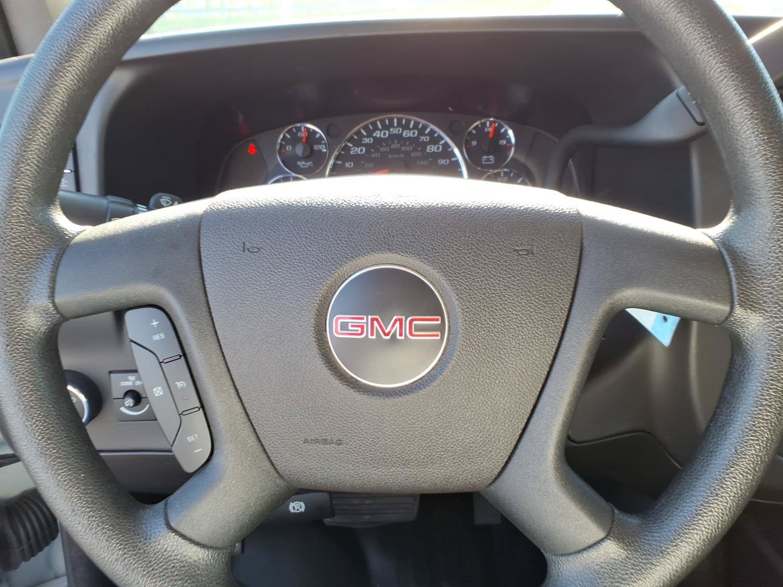 Used 2024 GMC Savana 2500 w/ Driver Convenience Package RWD image 10
