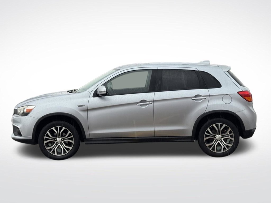 Used 2017 Mitsubishi Outlander Sport ES FWD image 32