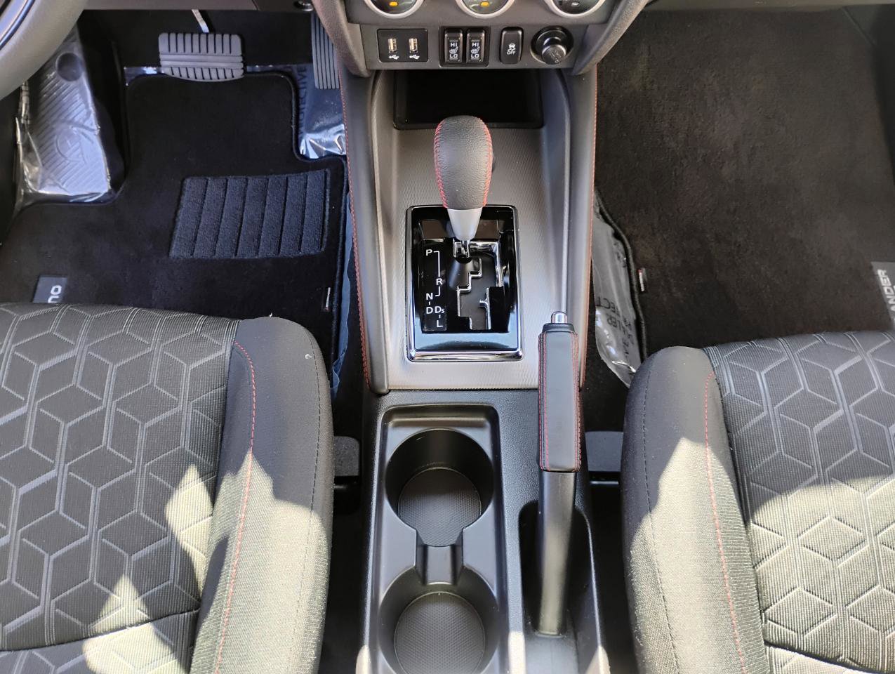 Used 2023 Mitsubishi Outlander Sport LE image 27