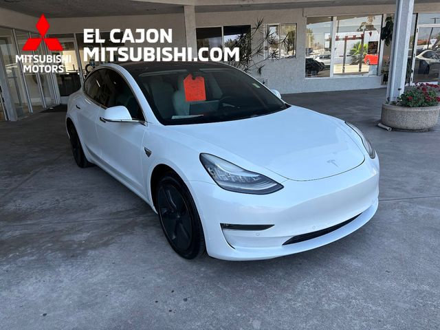 Used 2018 Tesla Model 3 Mid Range RWD image 1