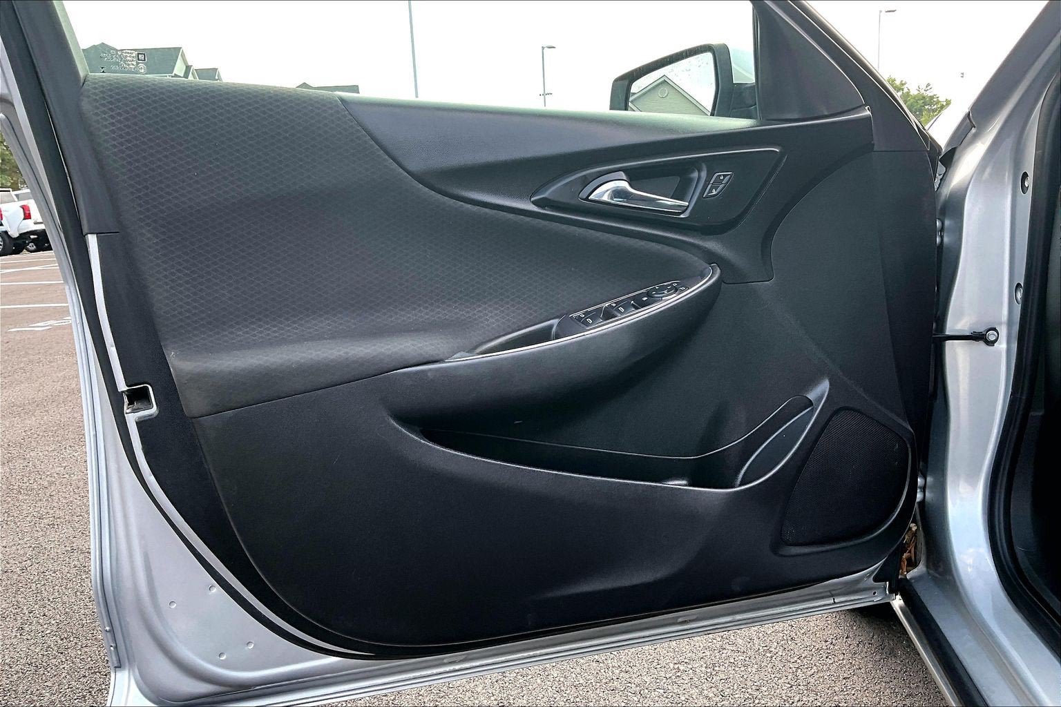 Used 2020 Chevrolet Malibu LT FWD image 21