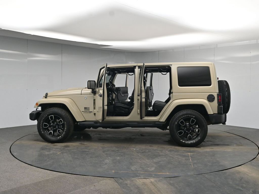 Used 2018 Jeep Wrangler Unlimited Sahara image 38