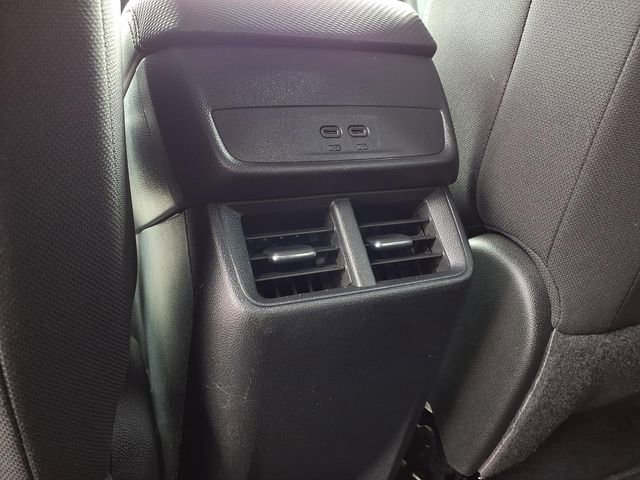 Used 2025 Chevrolet Equinox LT image 66