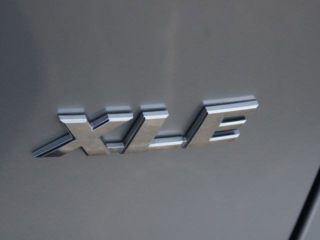 Used 2024 Toyota RAV4 XLE image 17