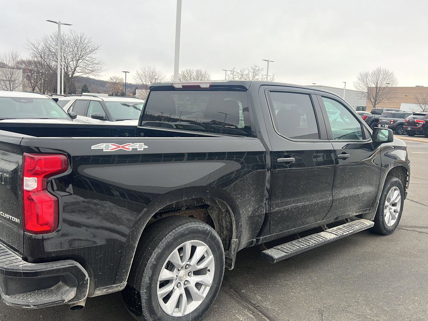 Used 2021 Chevrolet Silverado 1500 Custom w/ Safety Confidence Package image 4