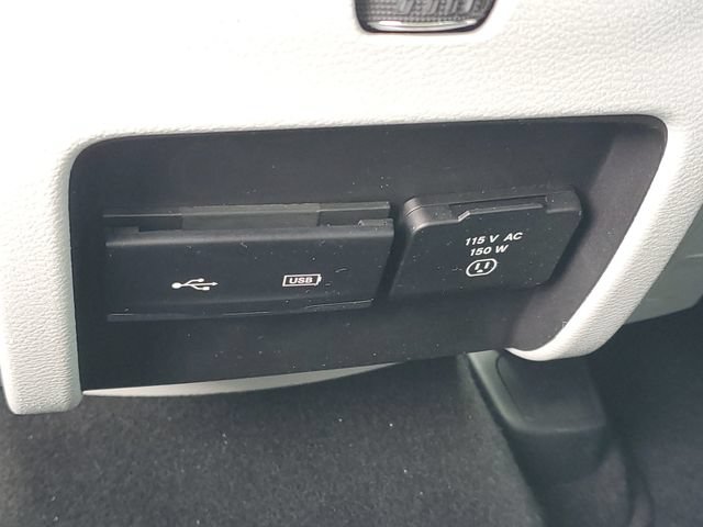 Used 2020 Jeep Cherokee Limited AWD/4WD image 12