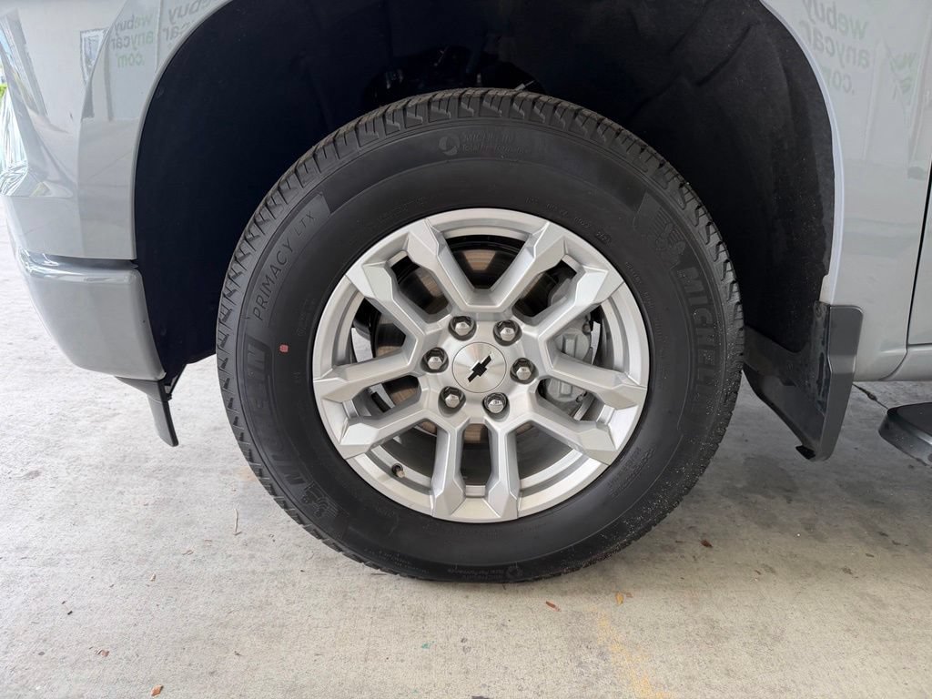 Used 2024 Chevrolet Silverado 1500 RST RWD image 14