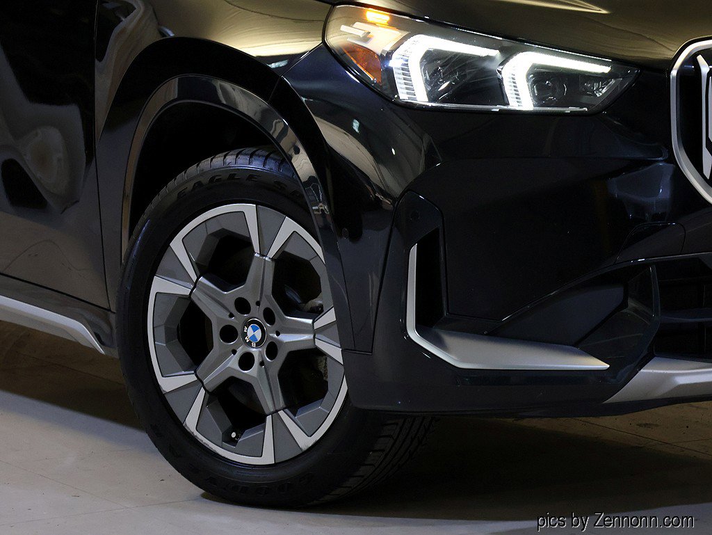 Certified 2023 BMW X1 xDrive28i w/ Convenience Package image 3