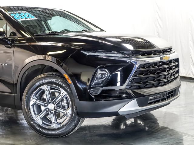 Certified 2023 Chevrolet Blazer LT w/ Driver Confidence Package image 3