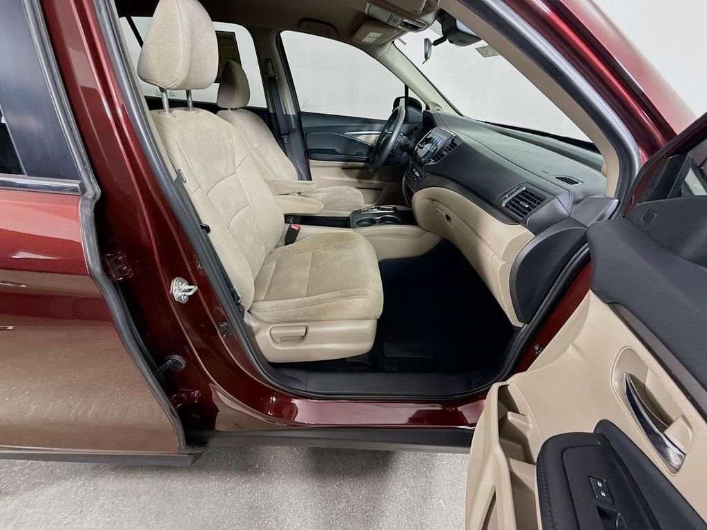 Used 2021 Honda Pilot EX image 27