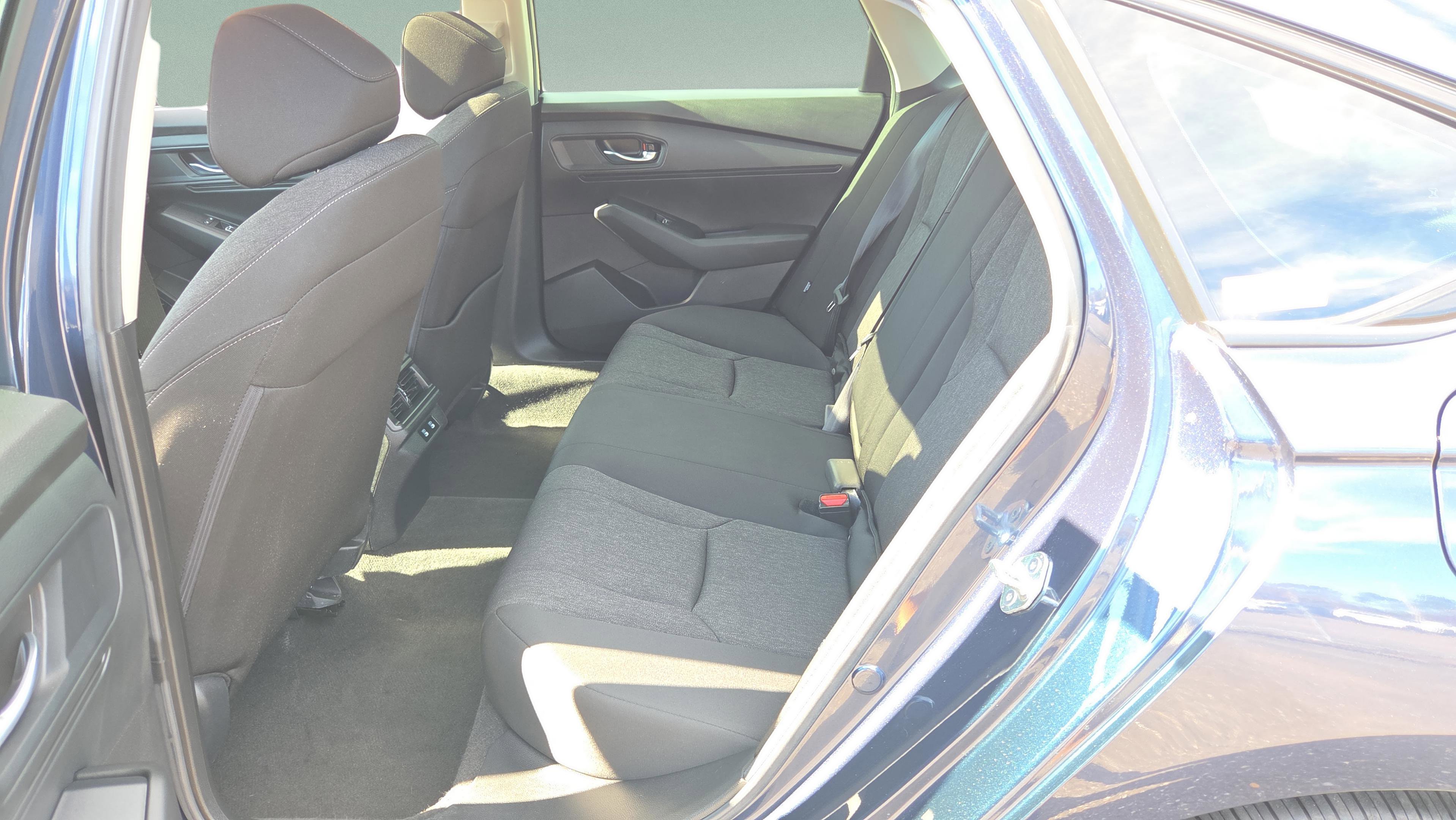 Certified 2025 Honda Accord SE image 14