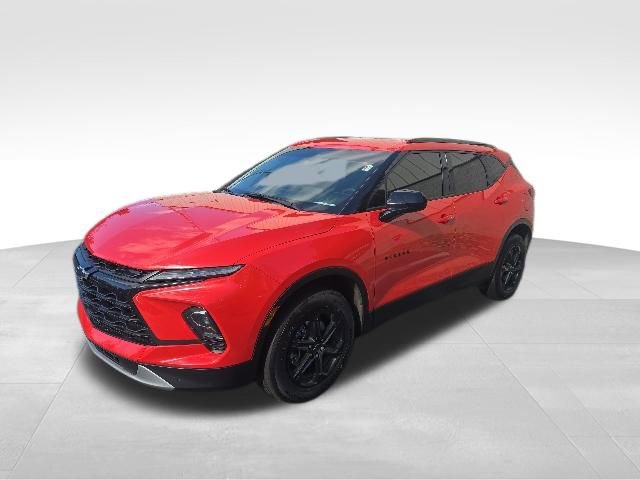 Used 2025 Chevrolet Blazer LT w/ Midnight/Sport Edition AWD/4WD image 13