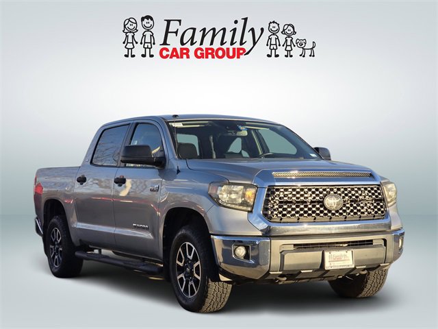 Used 2018 Toyota Tundra SR5 w/ SR5 Upgrade Package image 2