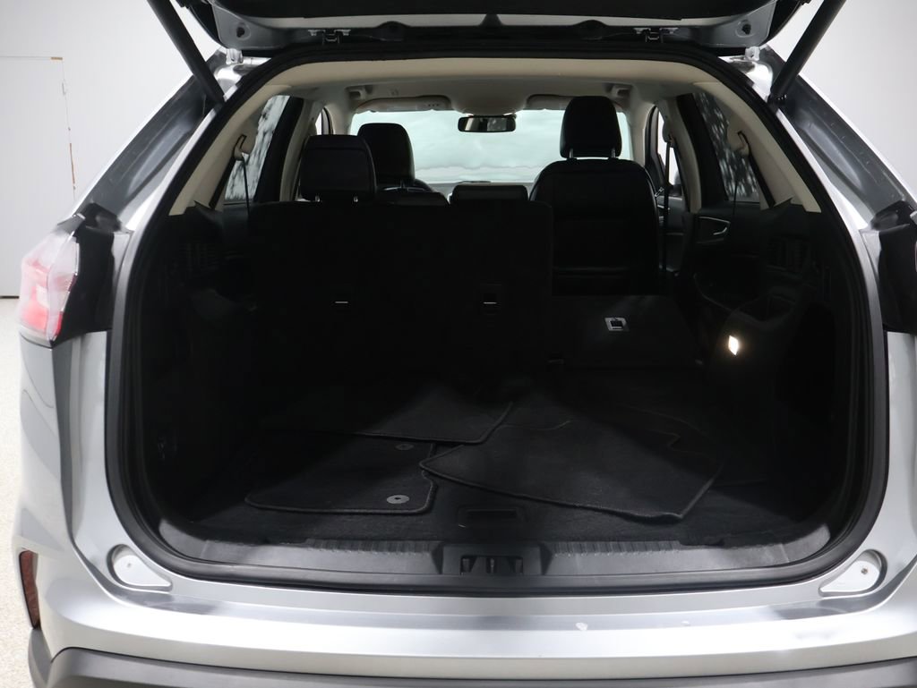 Used 2023 Ford Edge SEL w/ Convenience Package image 5